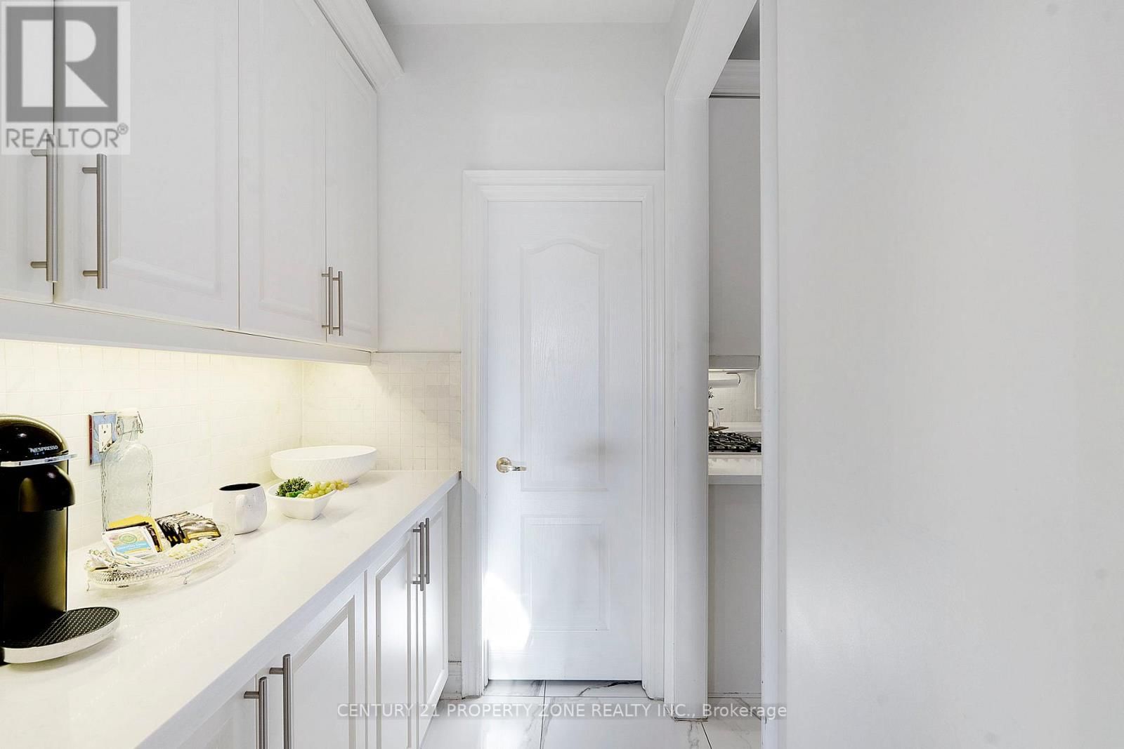 30 GROUSE LANE Image 9