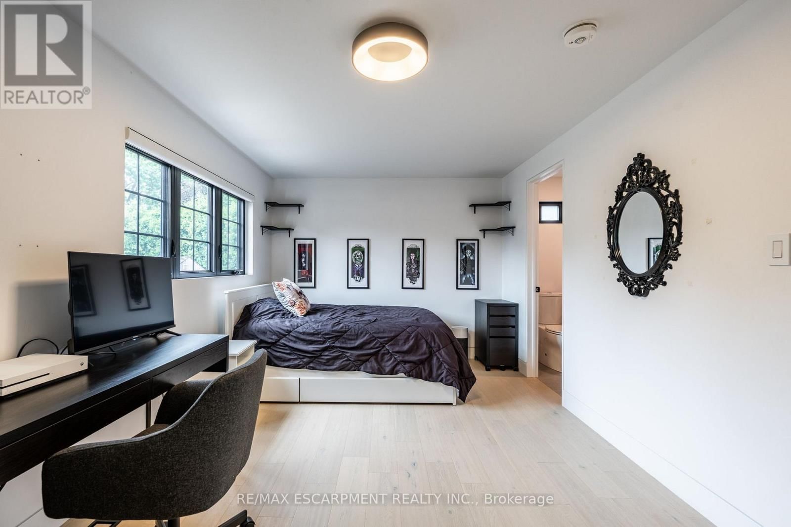 5135 MULBERRY DRIVE Image 15