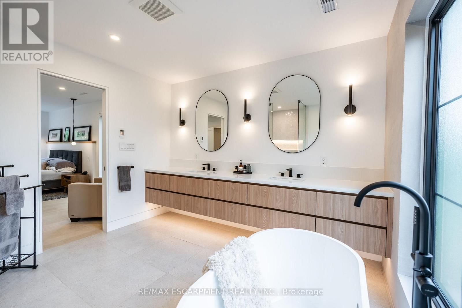 5135 MULBERRY DRIVE Image 23