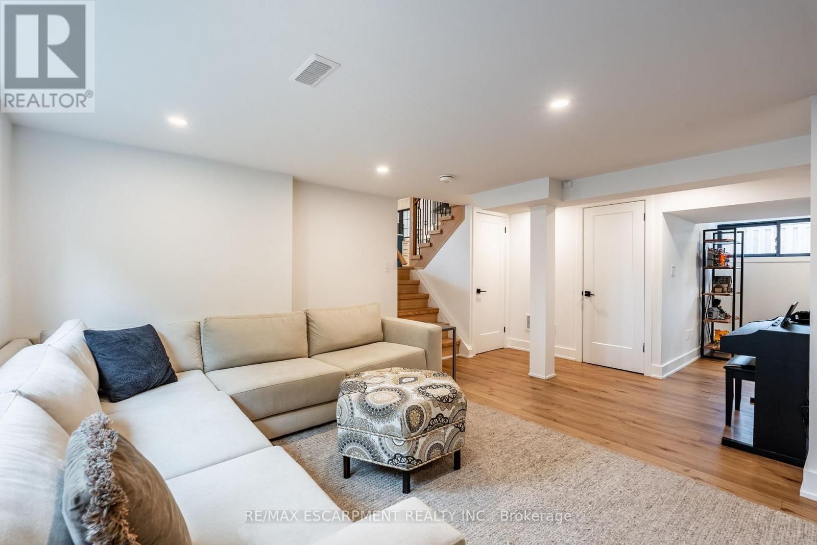 5135 MULBERRY DRIVE Image 24