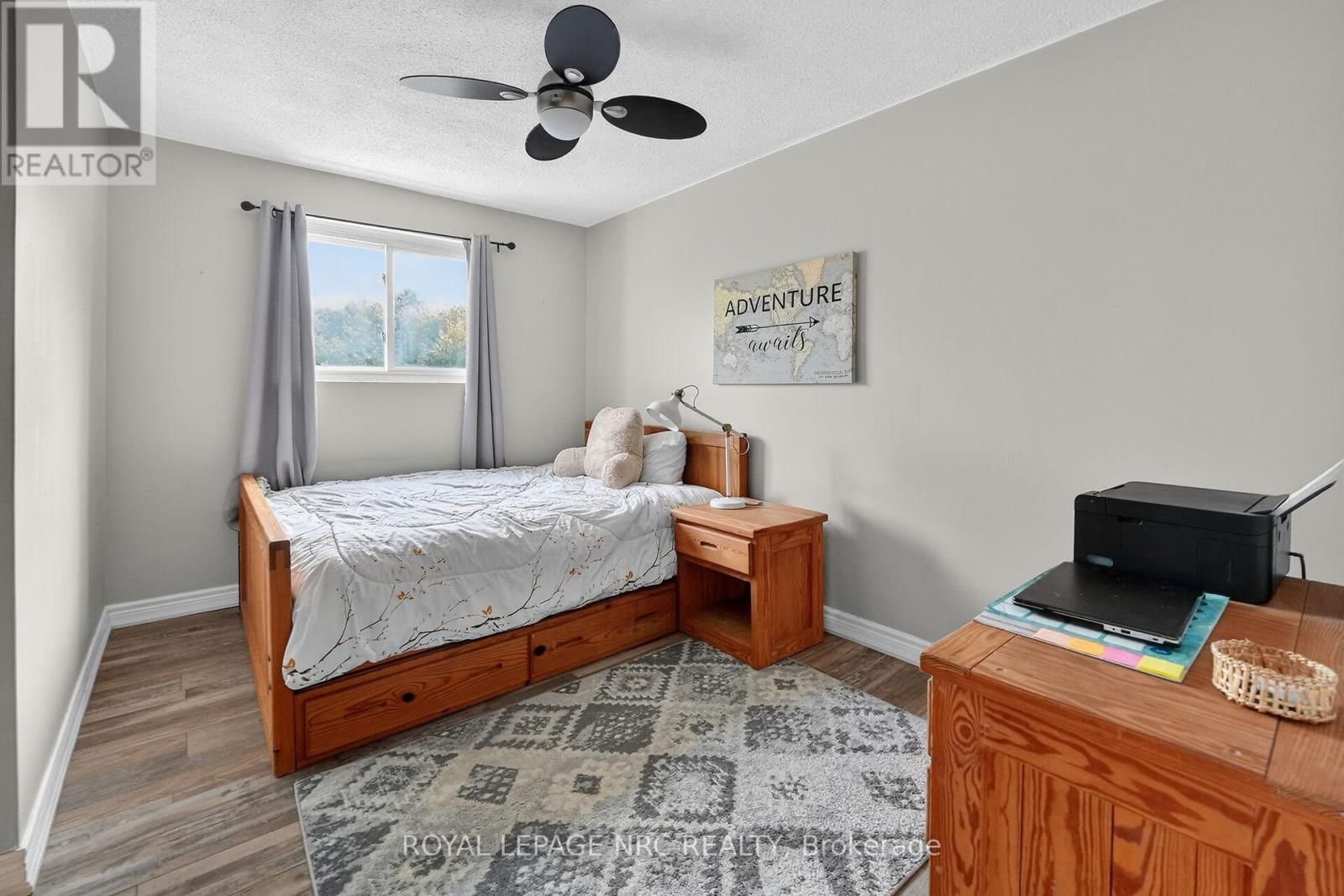 4 - 453 WOODVIEW ROAD Image 17