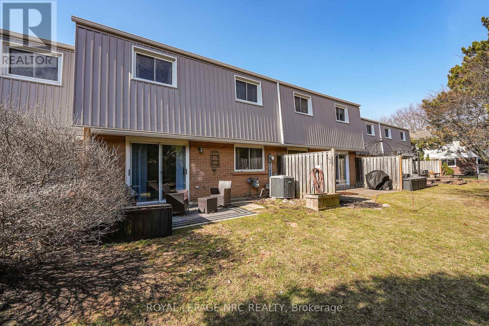 4 - 453 WOODVIEW ROAD Image 33