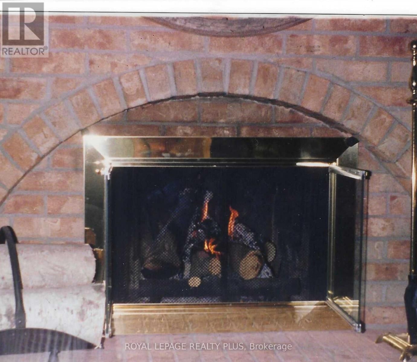 4170 TREETOP CRESCENT Image 18