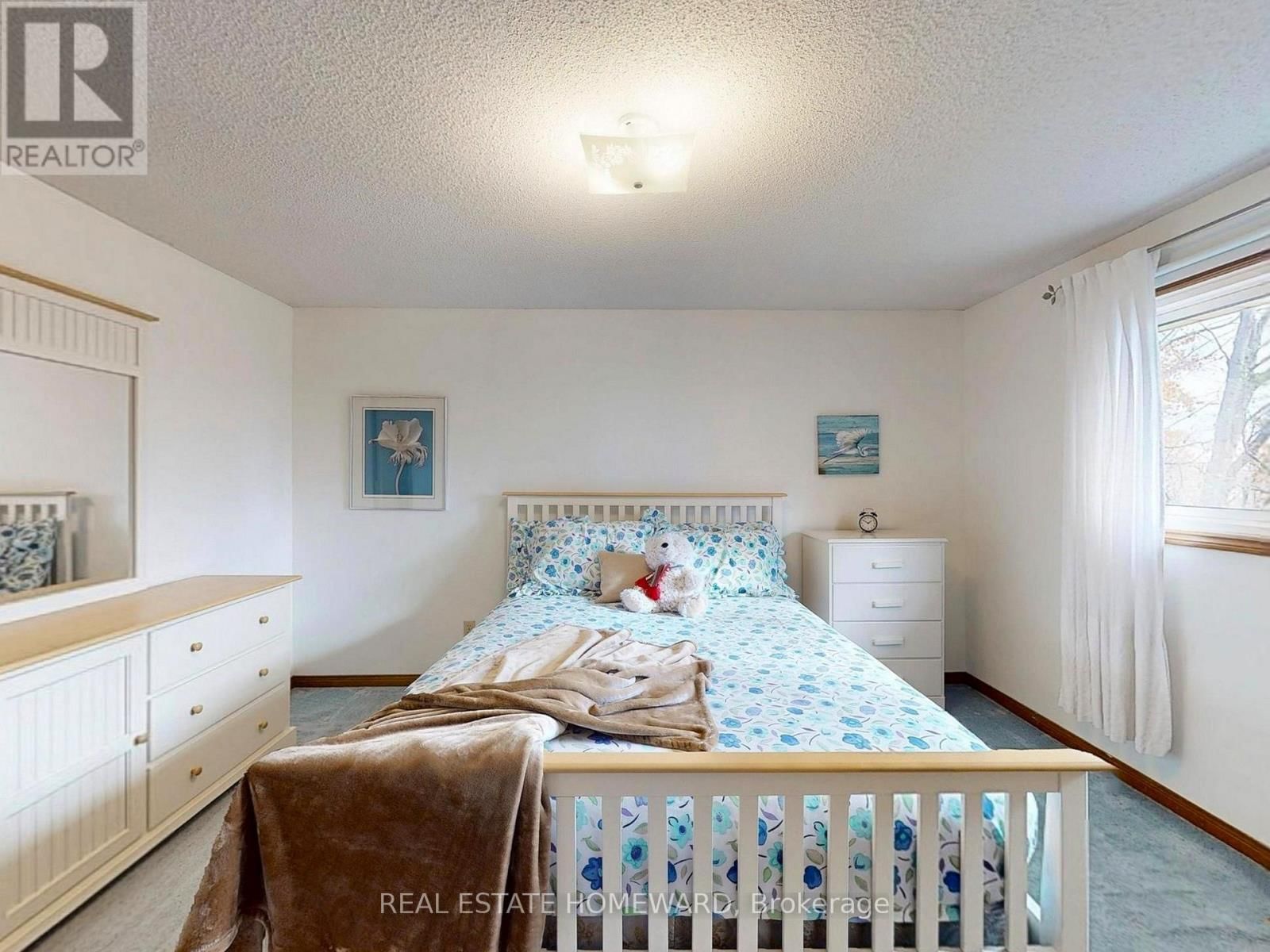 3058 VIEWMOUNT ROAD Image 22