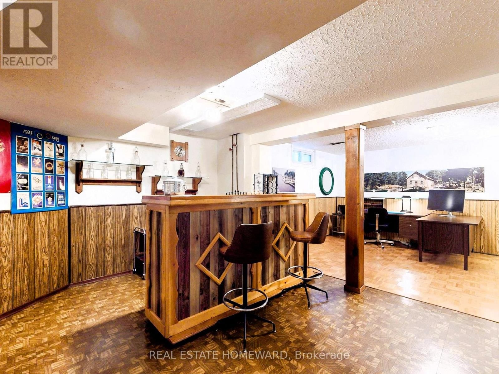 3058 VIEWMOUNT ROAD Image 30