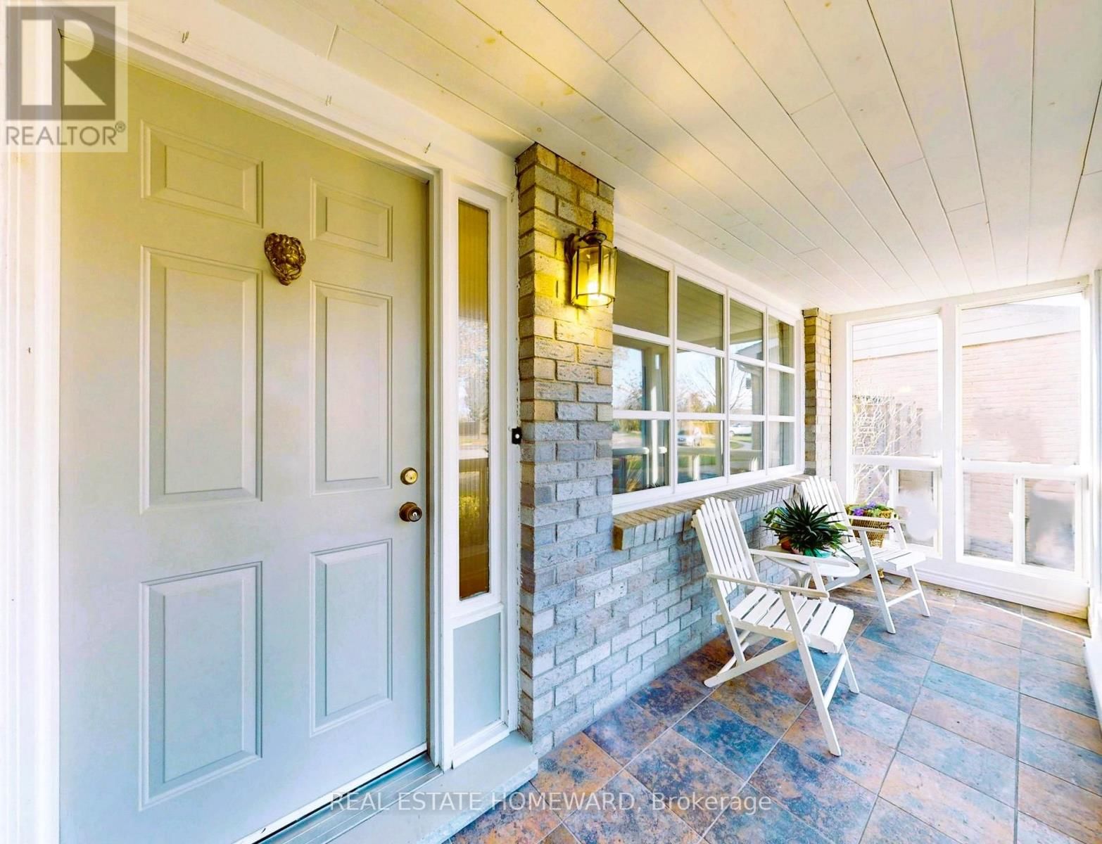 3058 VIEWMOUNT ROAD Image 4