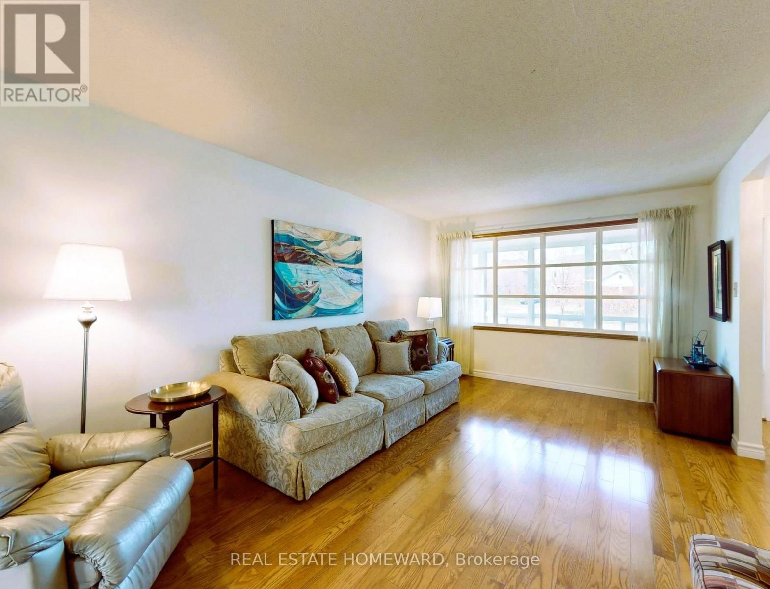 3058 VIEWMOUNT ROAD Image 5