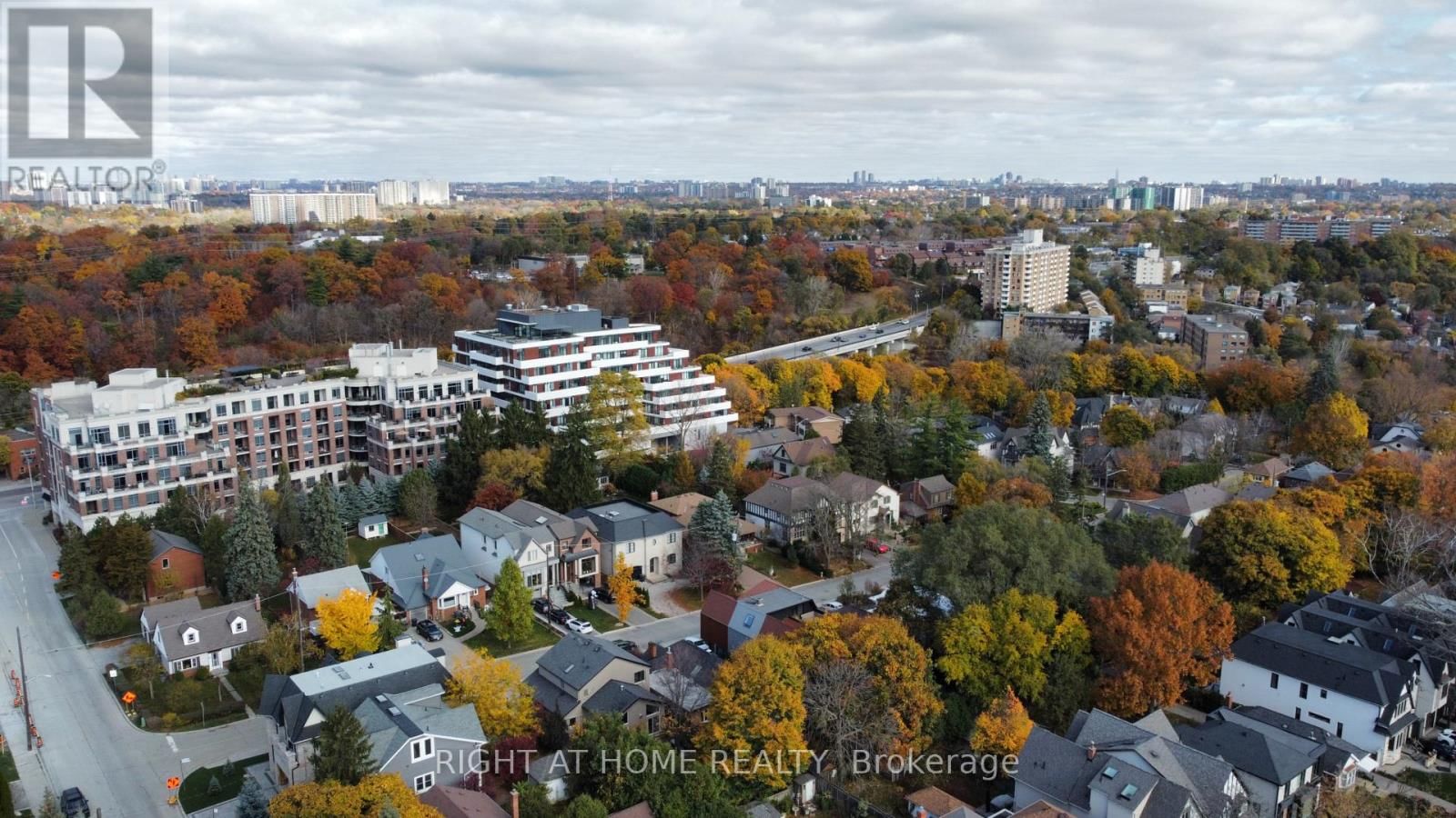 33 THORNDALE AVENUE Image 34