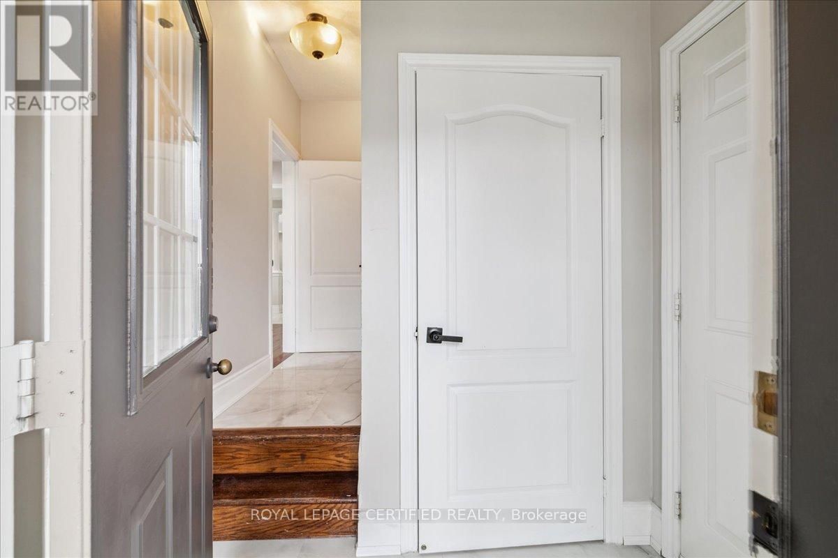 2523 HIGHMOUNT CRESCENT Image 20