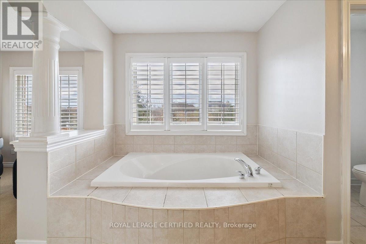 2523 HIGHMOUNT CRESCENT Image 25