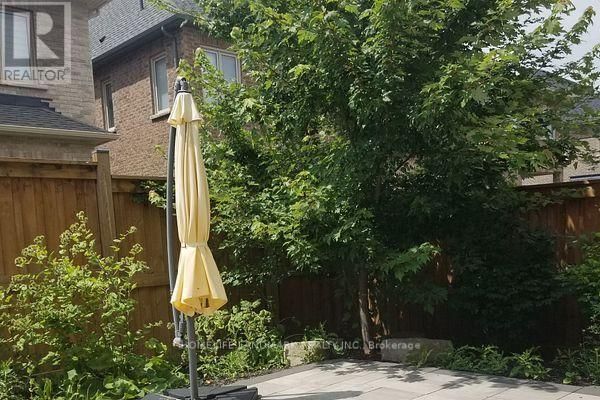 3124 POST ROAD SOUTH Image 12