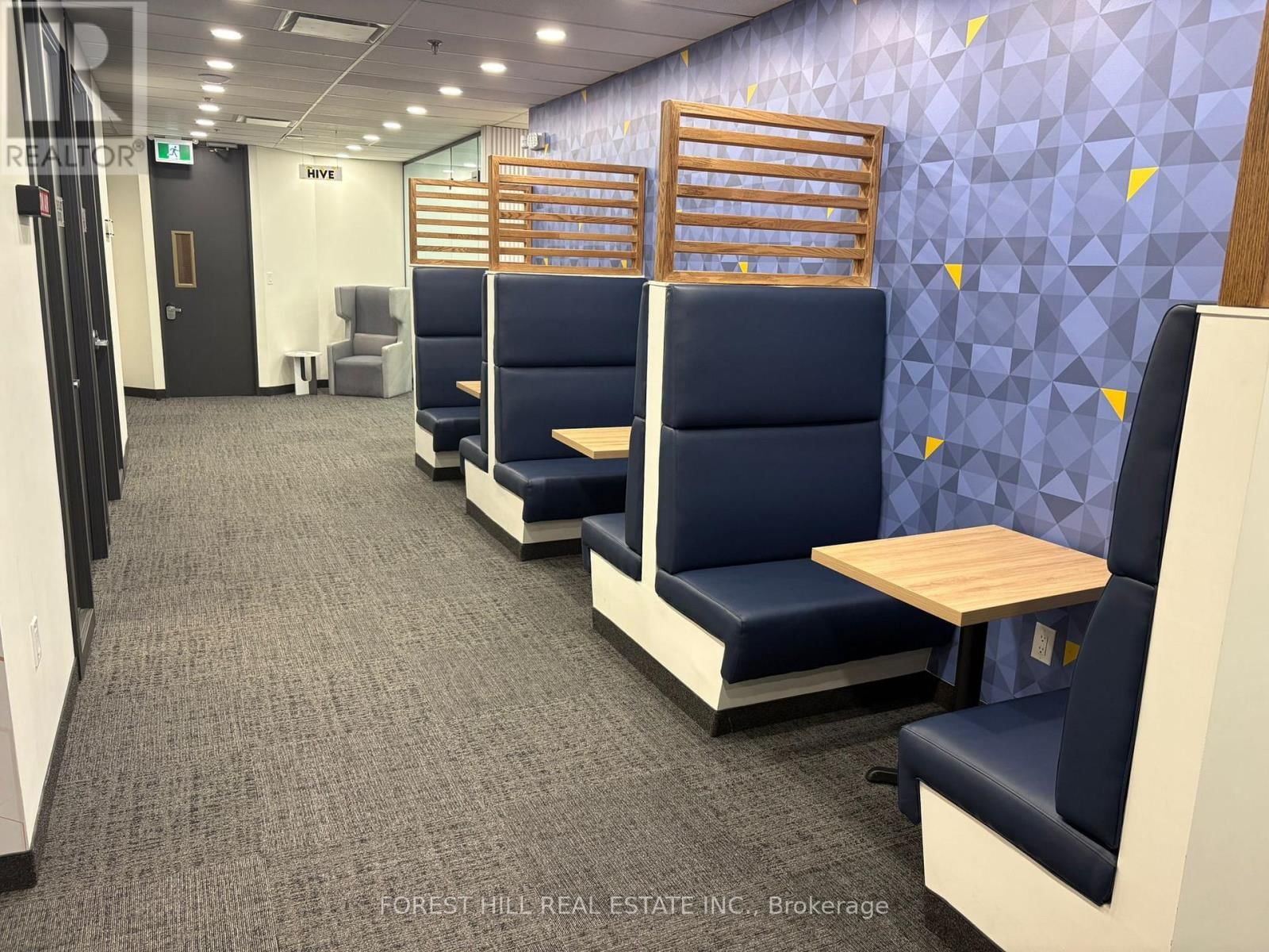 350 BURNHAMTHORPE ROAD WEST Image 14