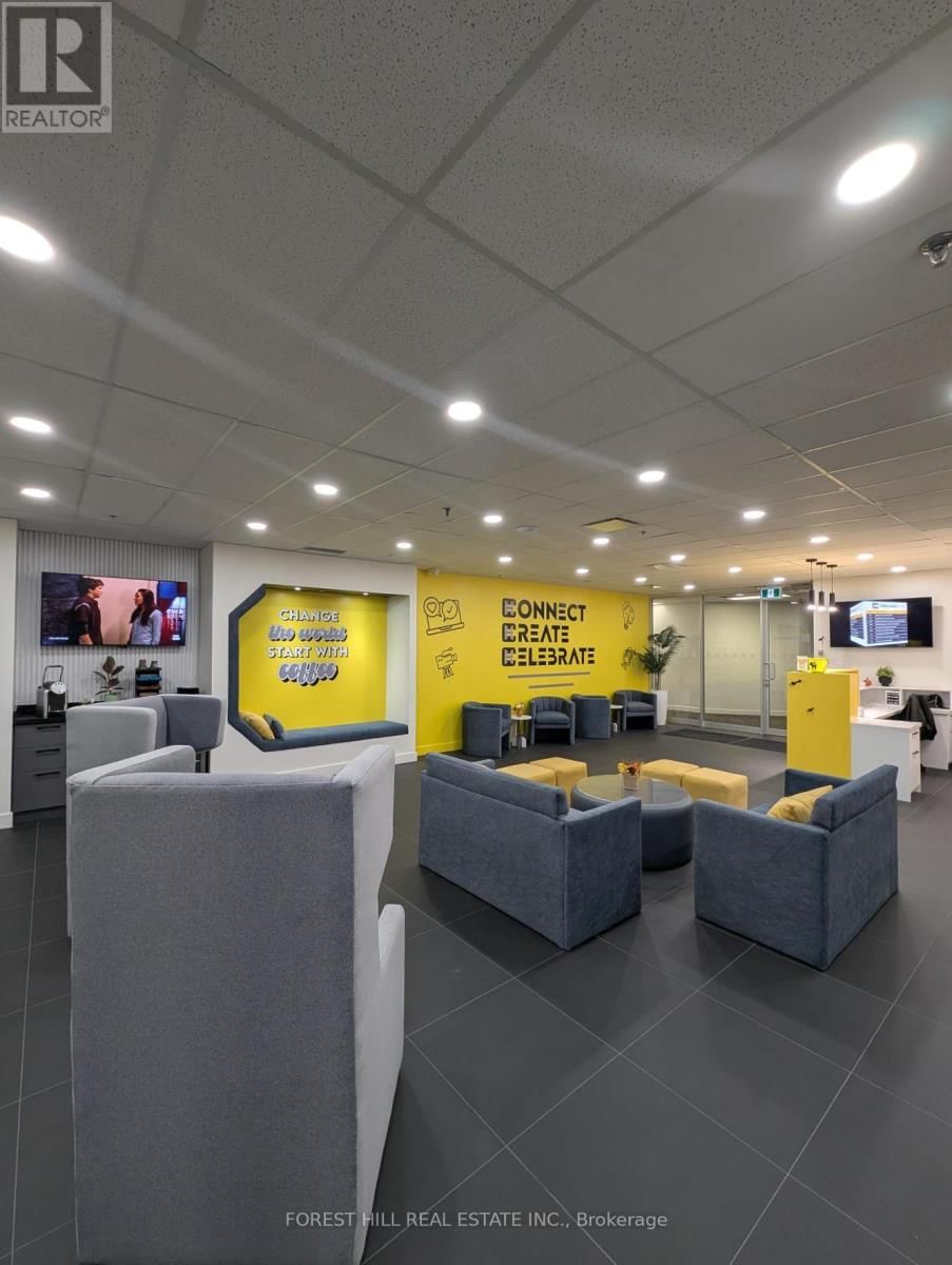 350 BURNHAMTHORPE ROAD WEST Image 2