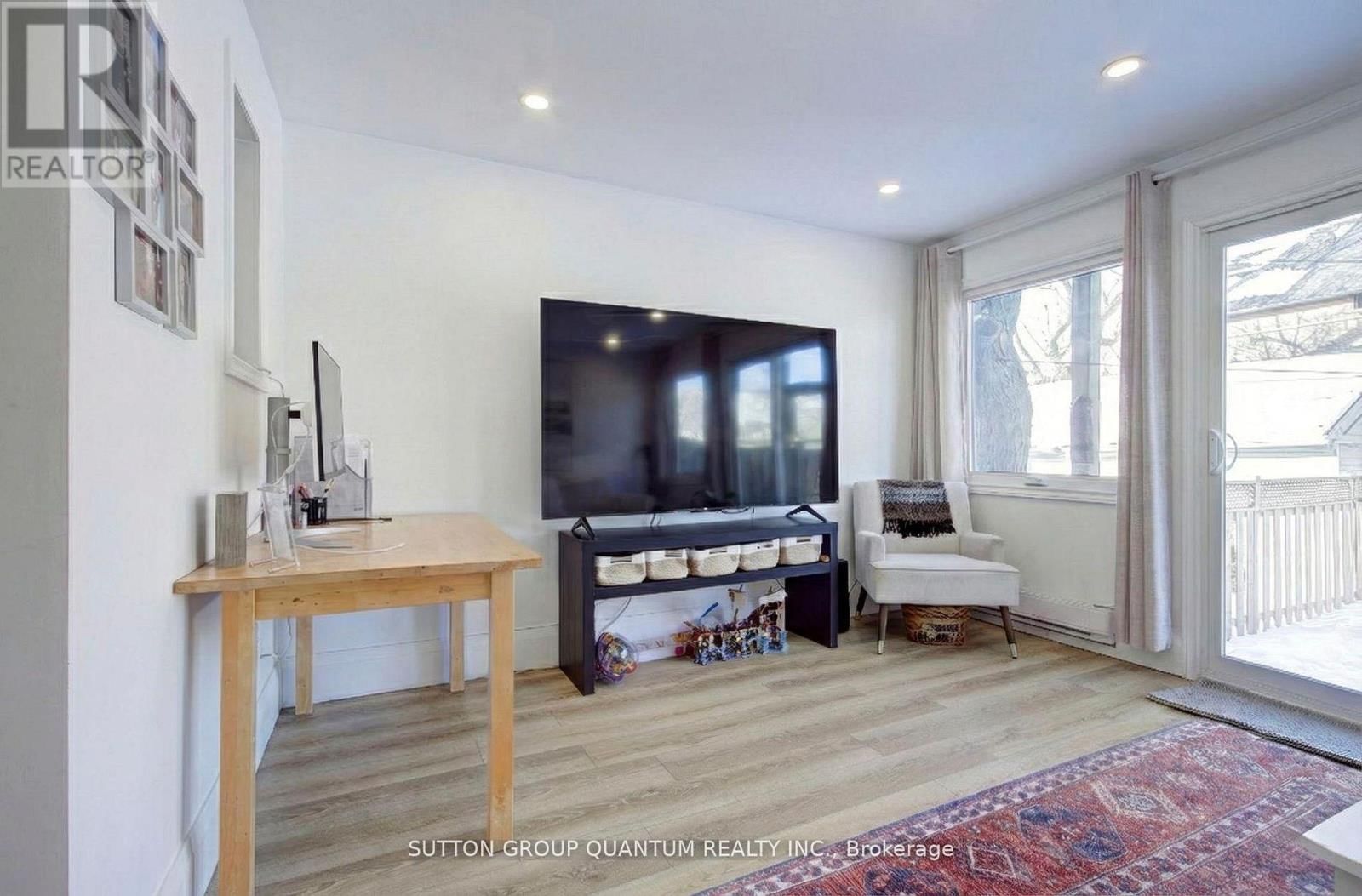 232 PEARSON AVENUE Image 12