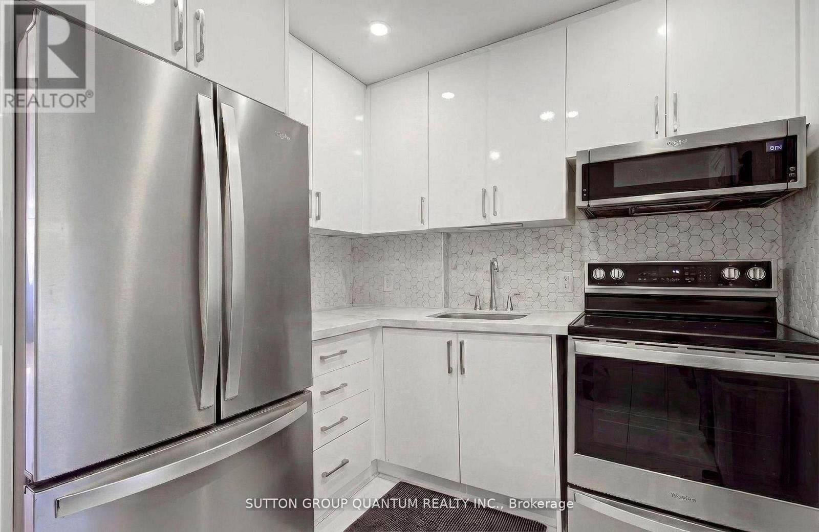 232 PEARSON AVENUE Image 27