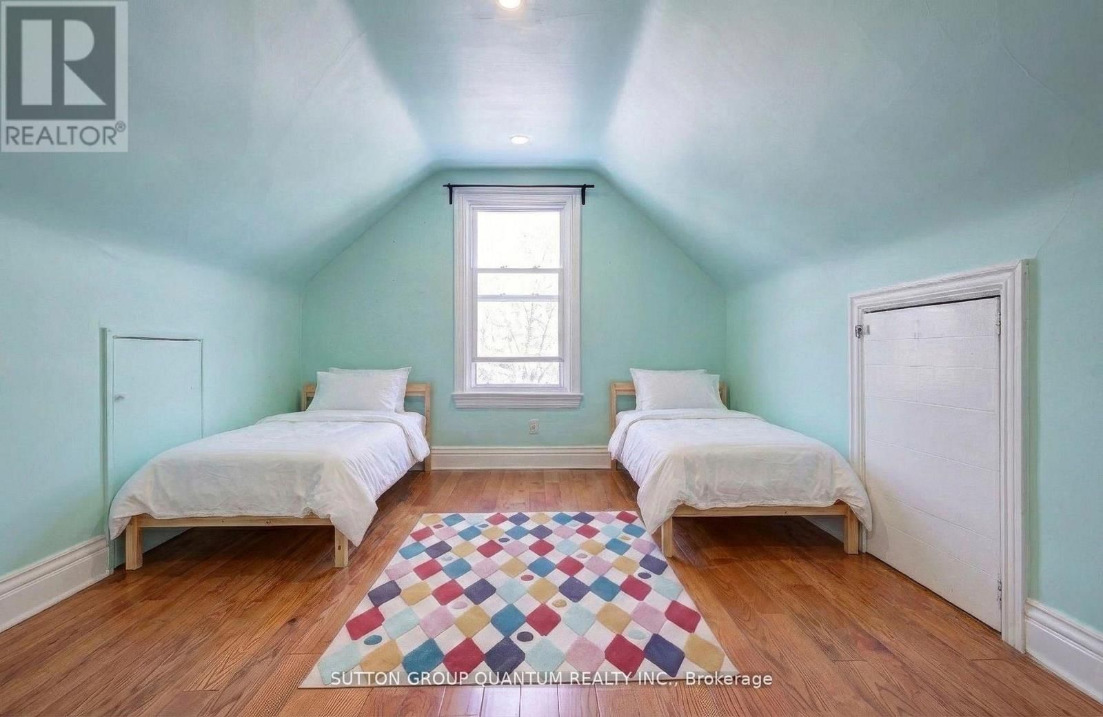 232 PEARSON AVENUE Image 33