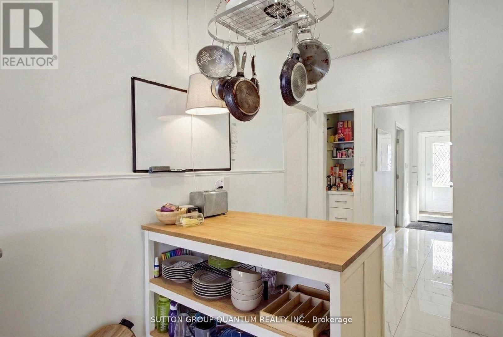 232 PEARSON AVENUE Image 9