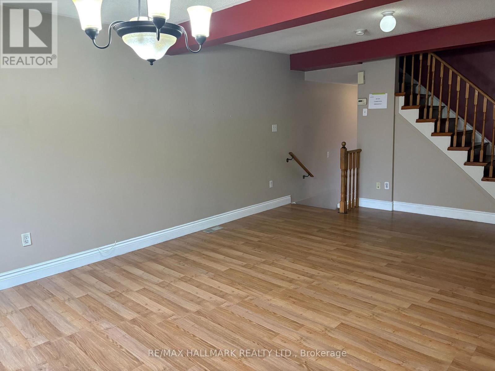 138 SPADINA ROAD Image 2