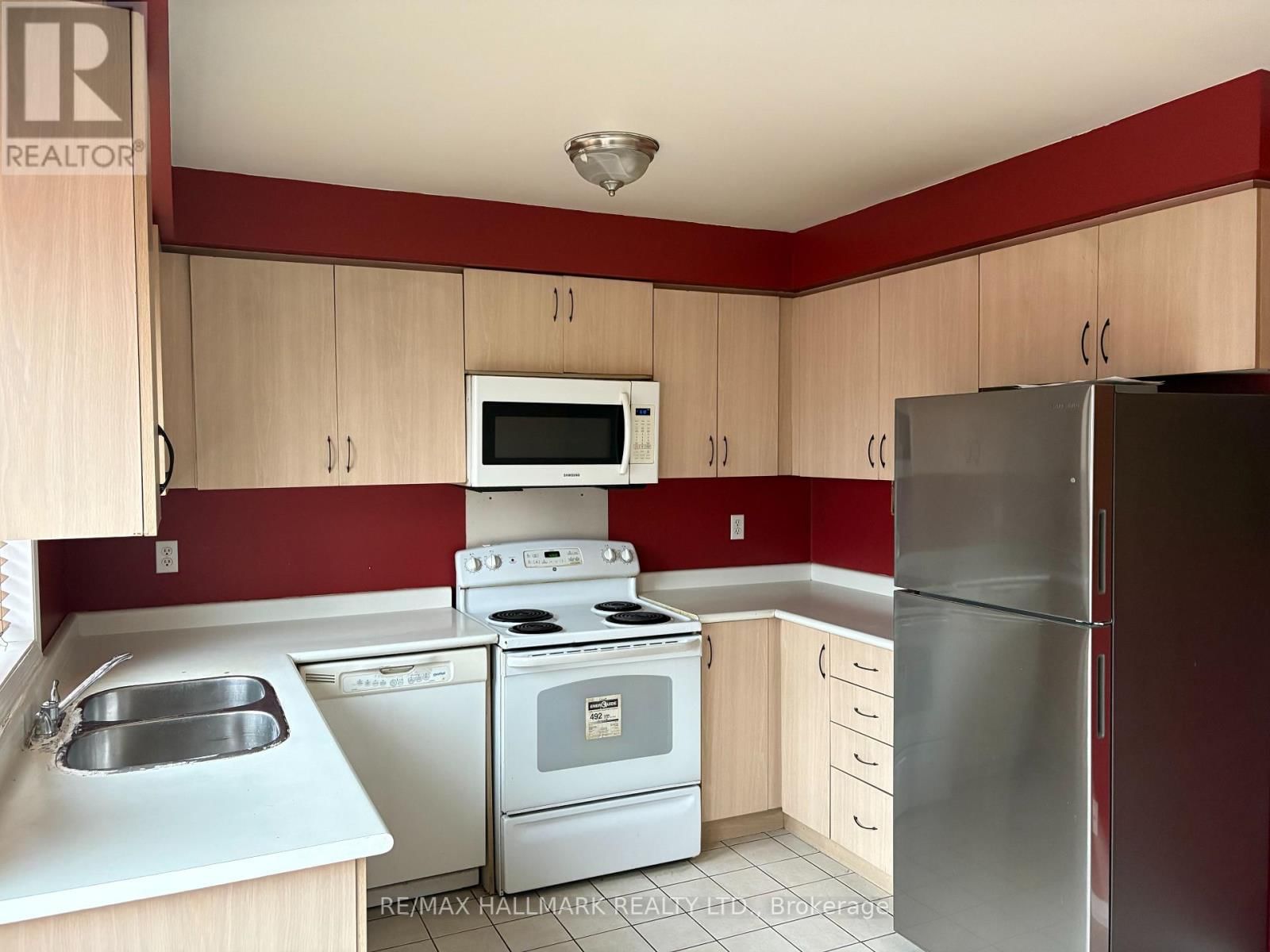 138 SPADINA ROAD Image 4