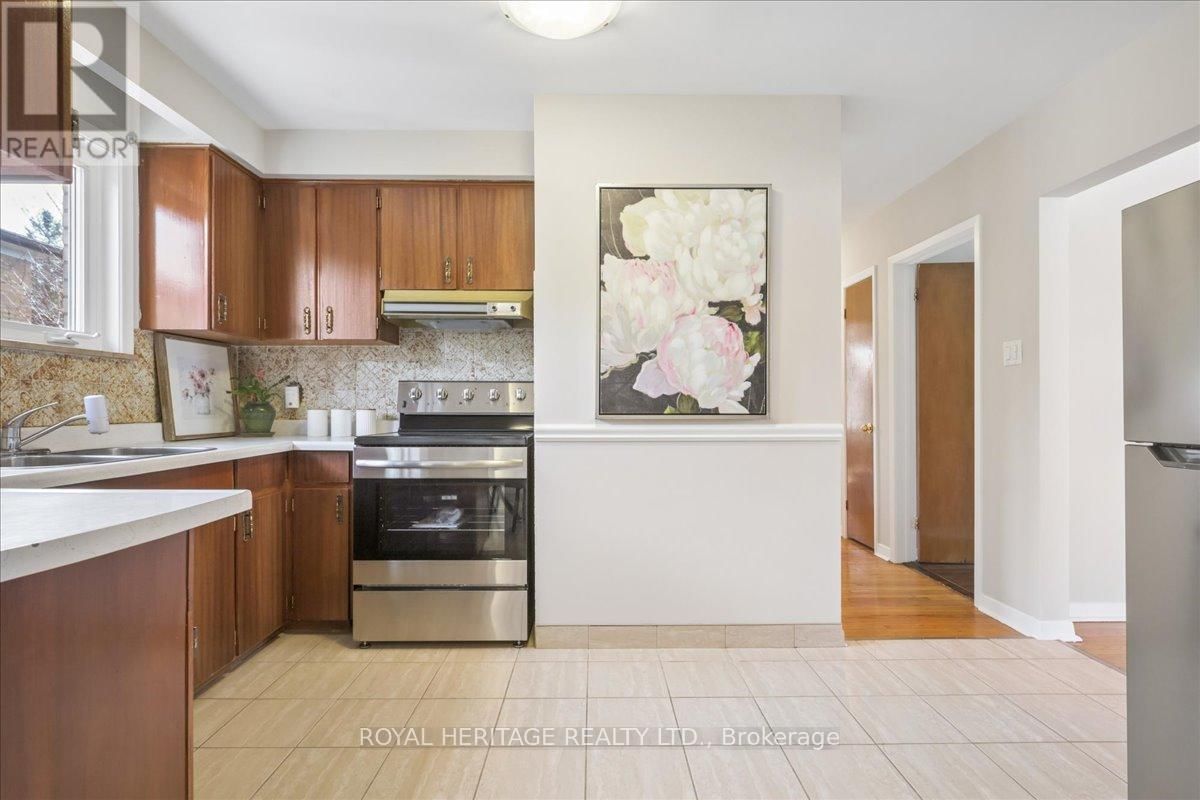 297 DRIFTWOOD AVENUE Image 14