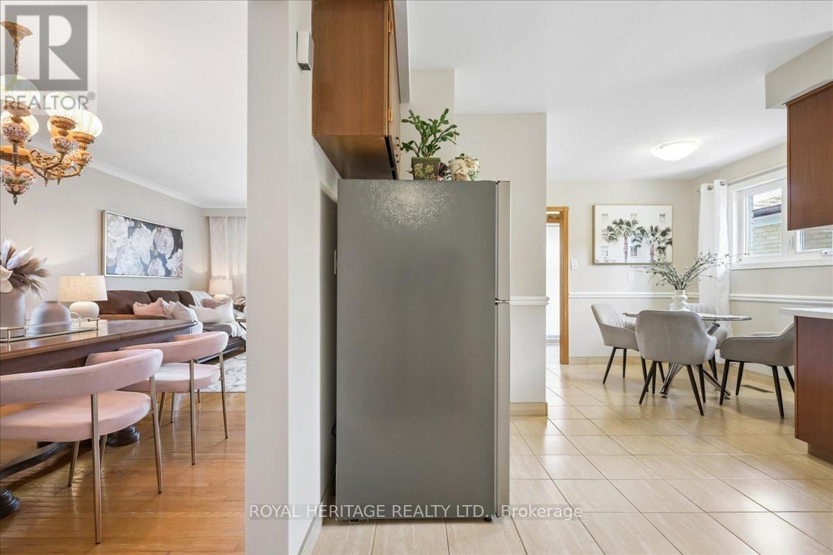 297 DRIFTWOOD AVENUE Image 17