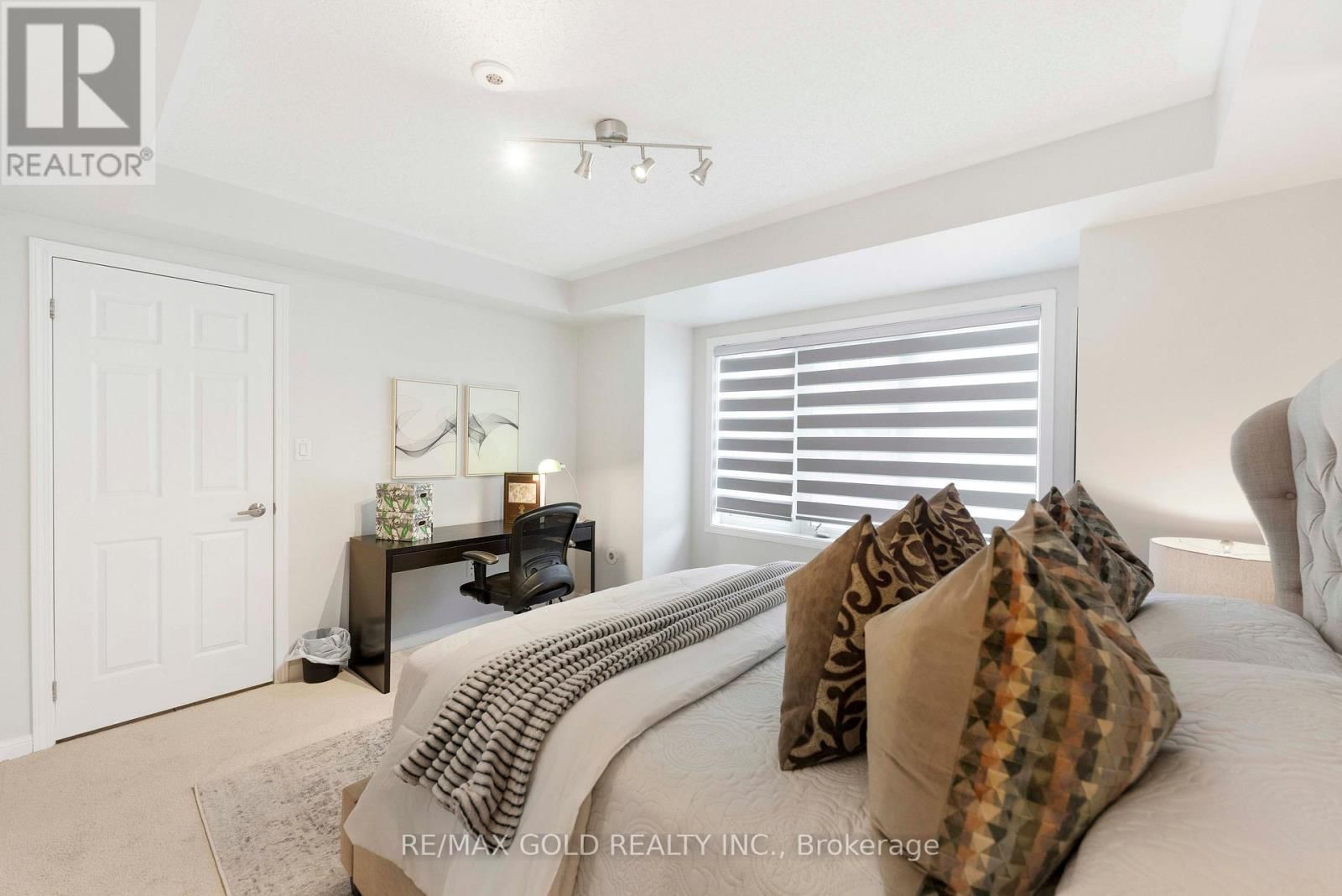 323 DYMOTT AVENUE Image 8