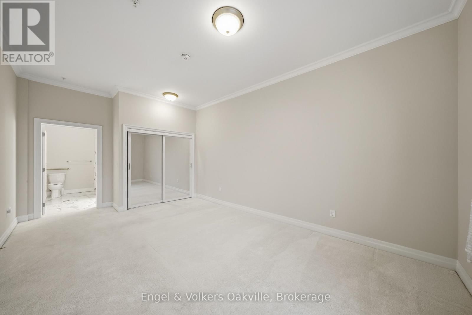 101 - 3290 NEW STREET Image 16