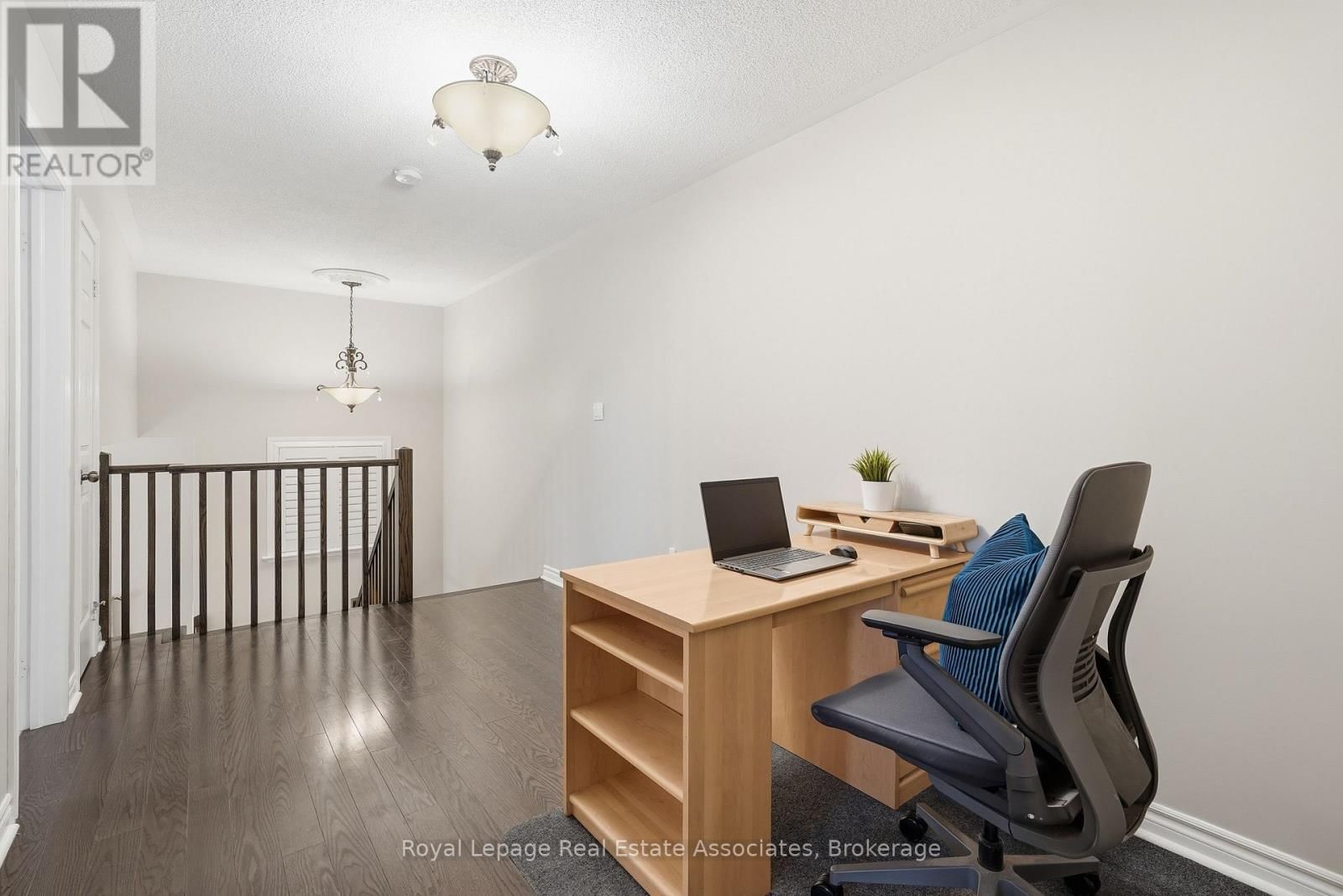 290 EATON STREET Image 36