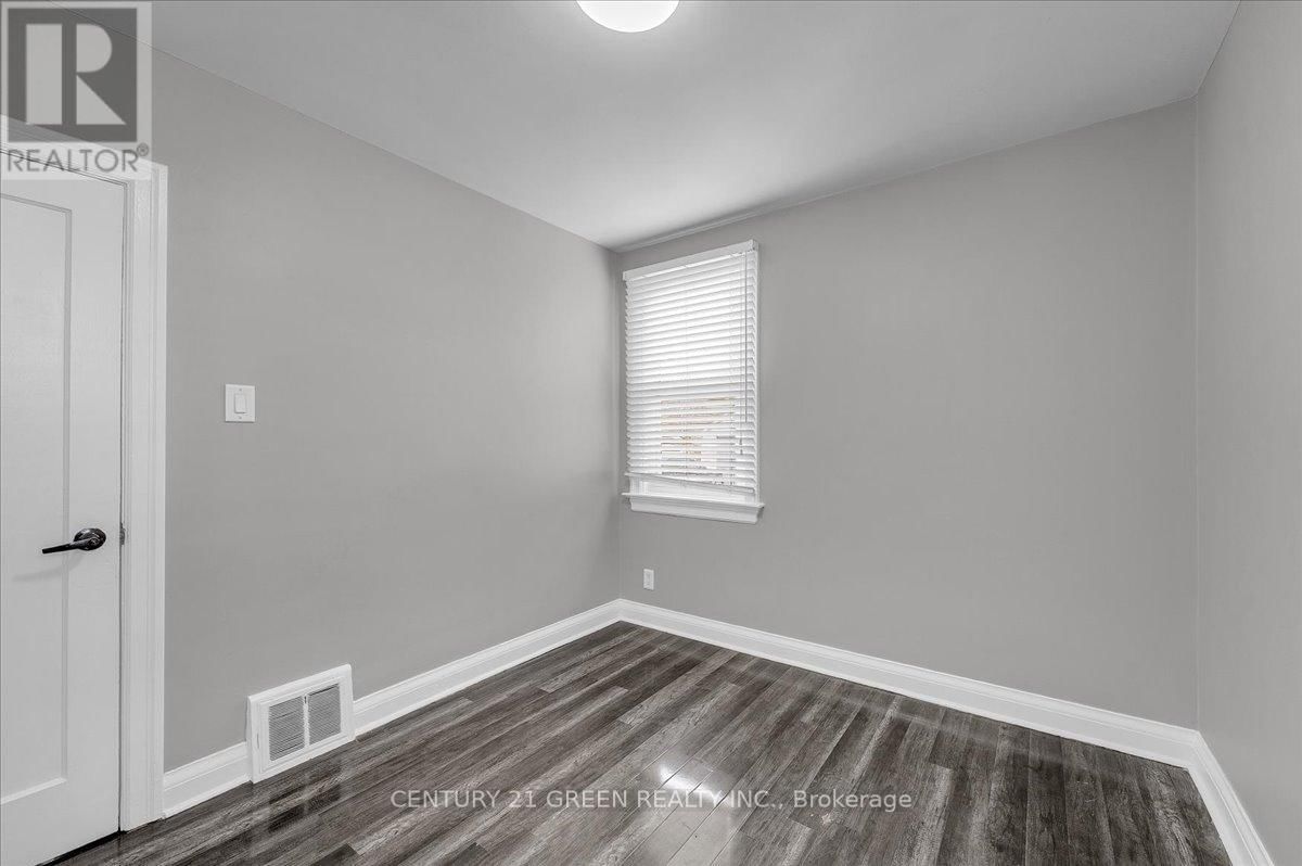 32 BEECH STREET Image 22