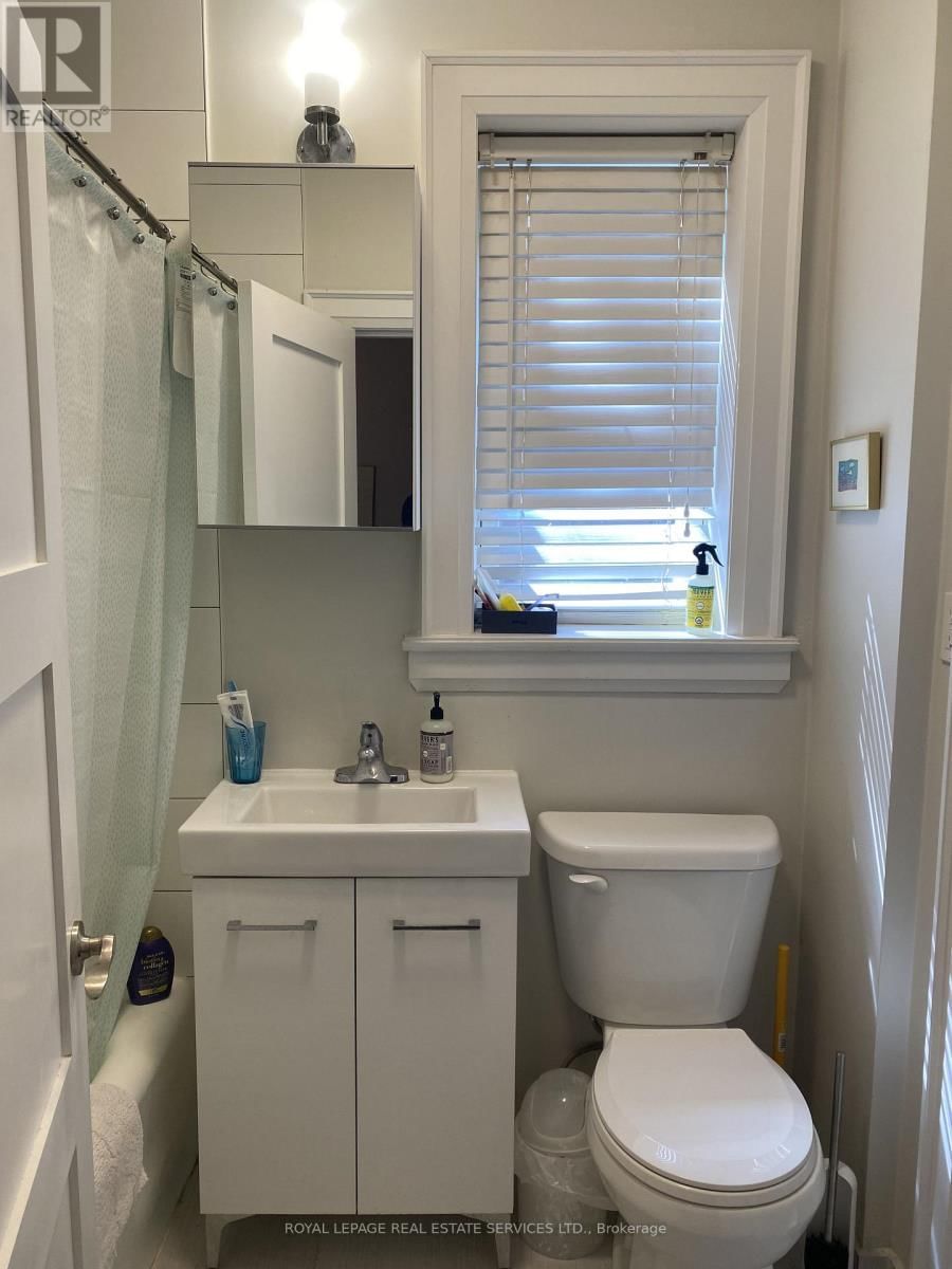 393* WILLARD AVENUE Image 40