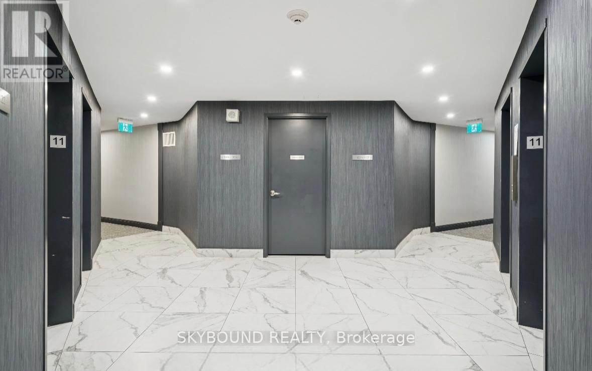 602 - 451 THE WEST MALL Image 16