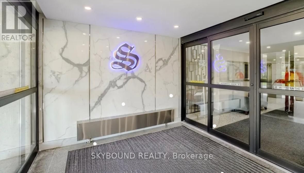 602 - 451 THE WEST MALL Image 17