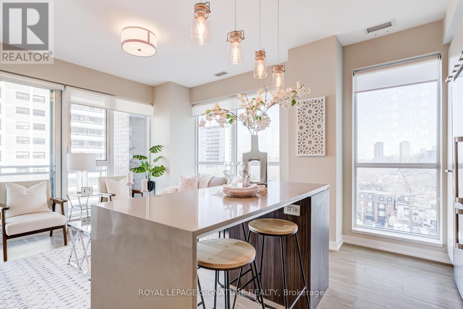 836 - 1830 BLOOR STREET WEST Image 11