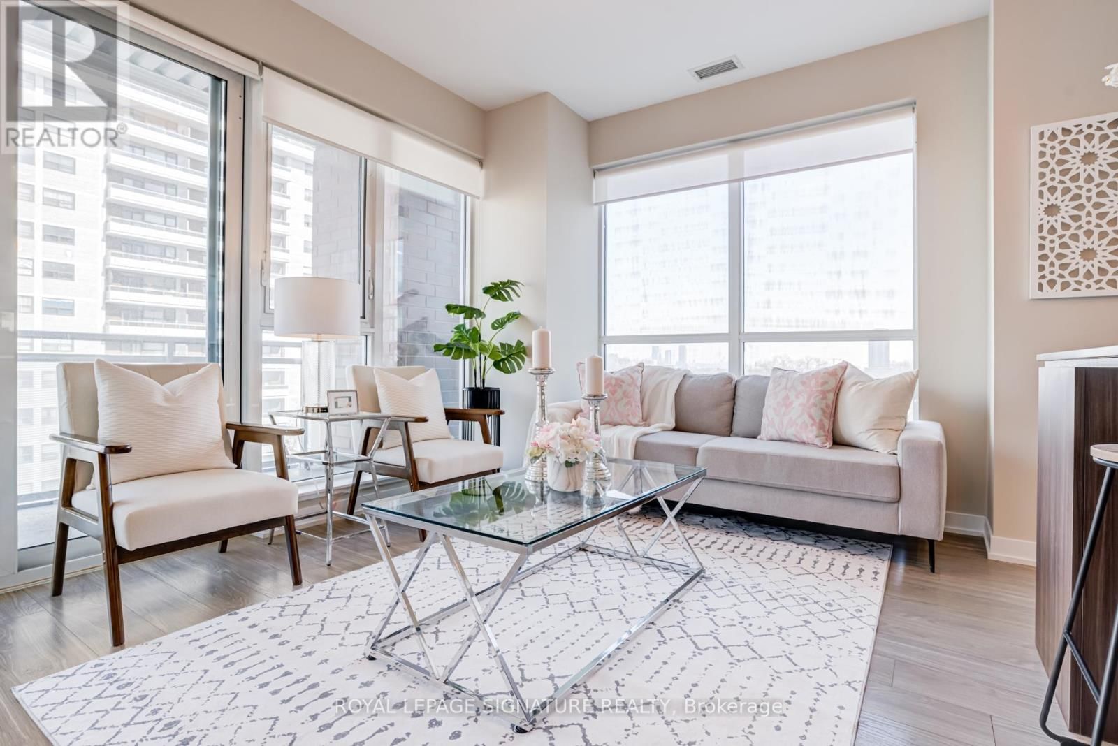 836 - 1830 BLOOR STREET WEST Image 12