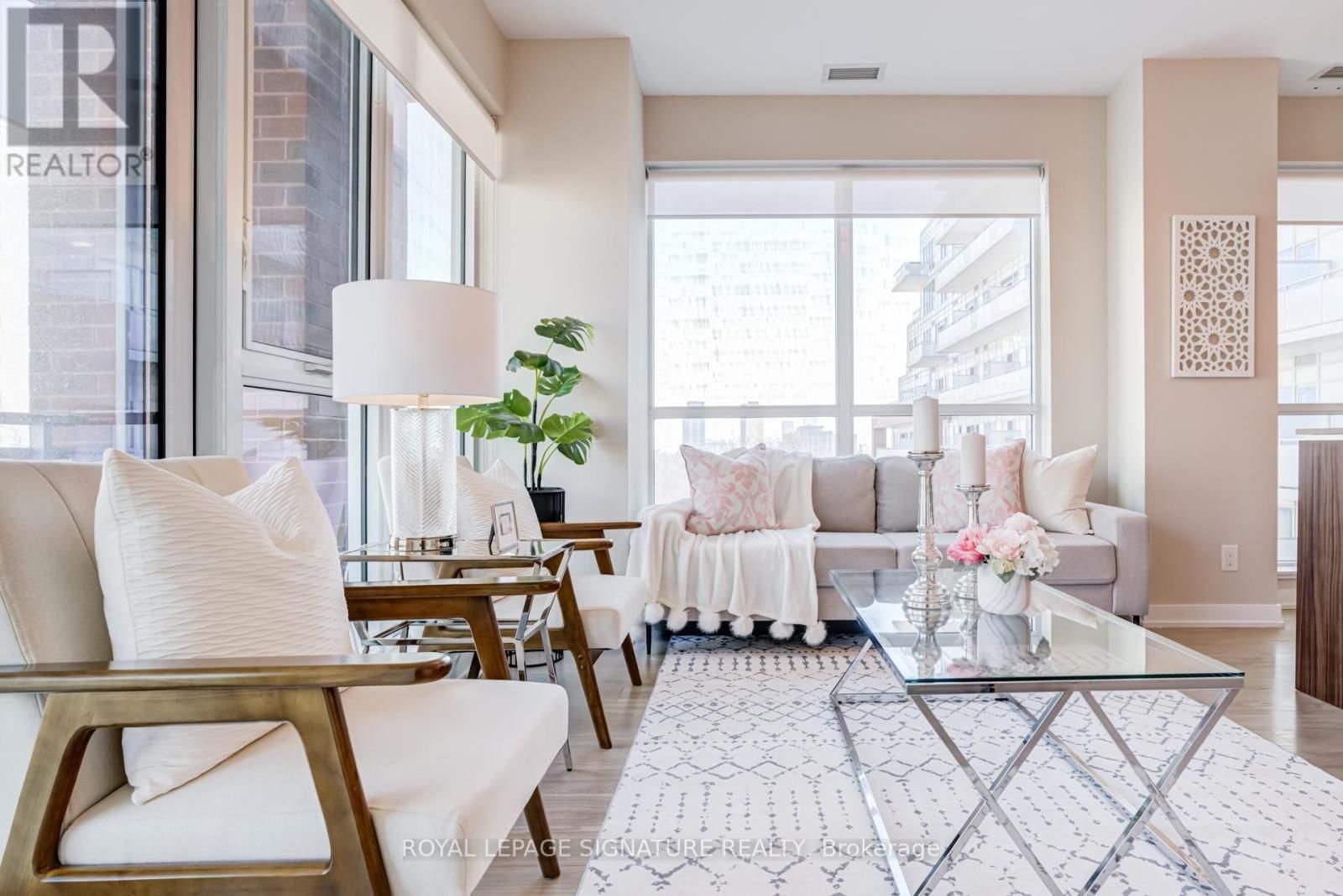 836 - 1830 BLOOR STREET WEST Image 13