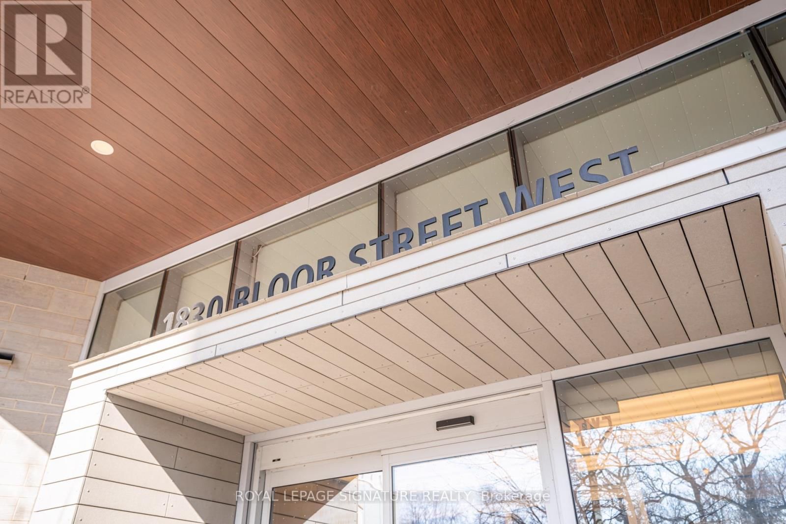 836 - 1830 BLOOR STREET WEST Image 4