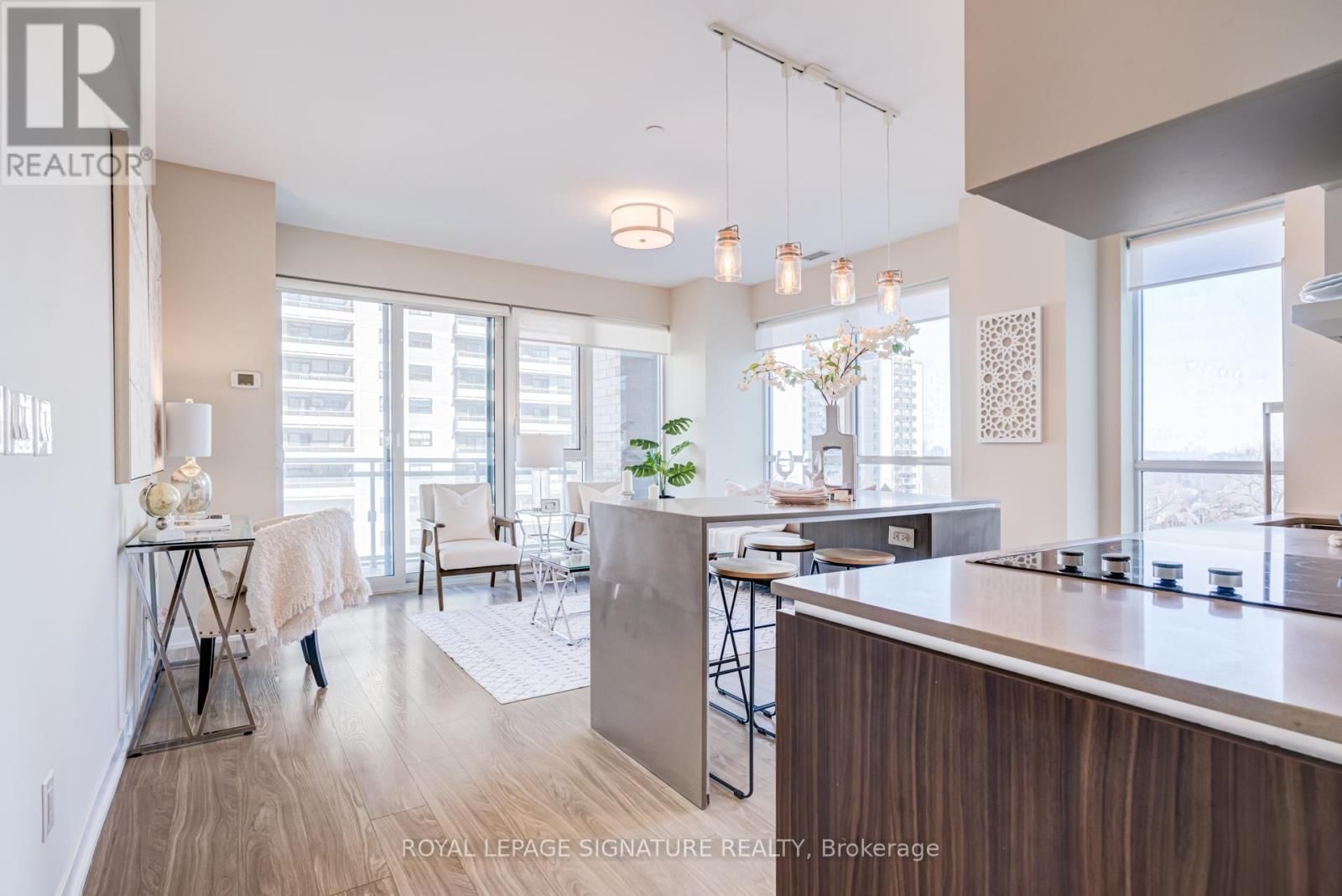 836 - 1830 BLOOR STREET WEST Image 6