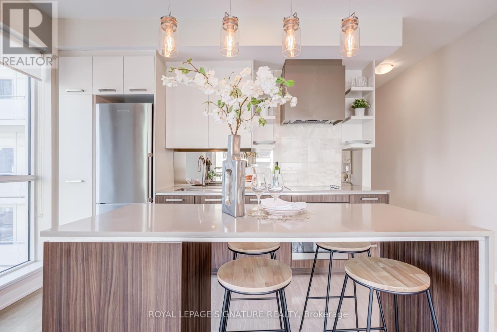 836 - 1830 BLOOR STREET WEST Image 9