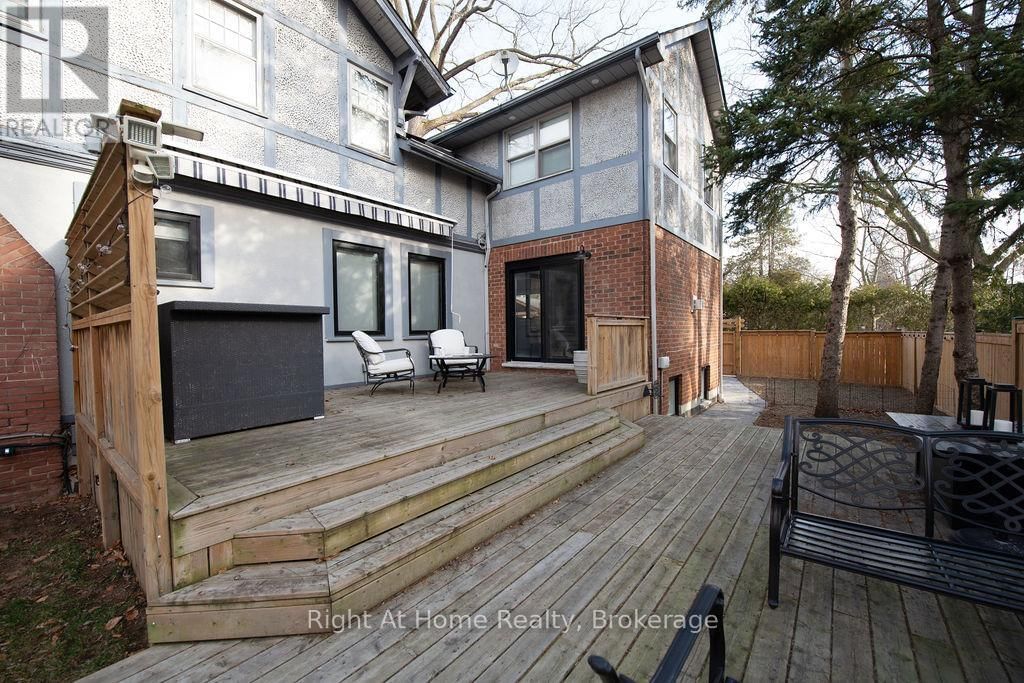 139 ALLAN STREET Image 34