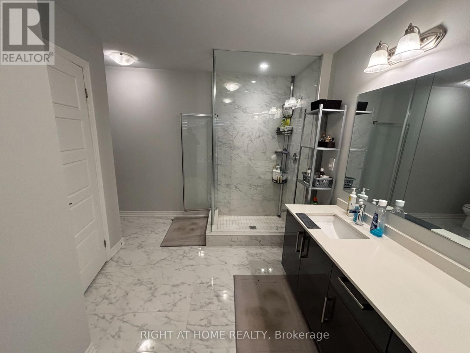 UPPER - 1480 KITCHEN COURT Image 45