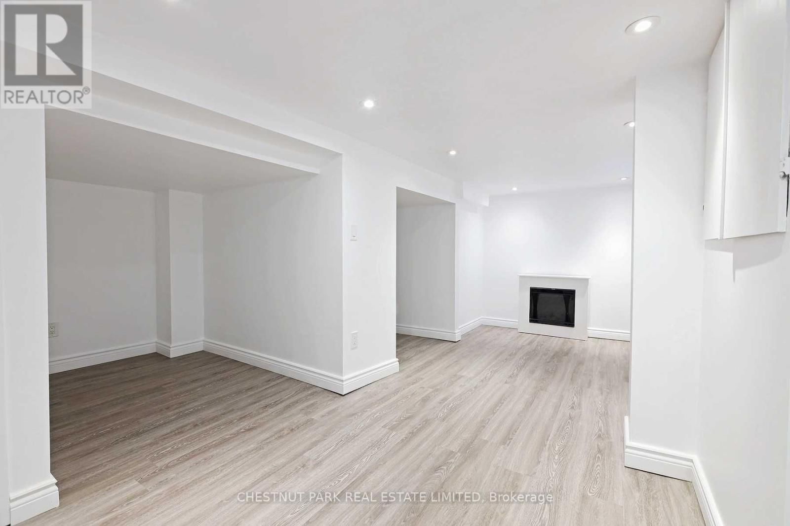 15 DENISON ROAD WEST Image 6