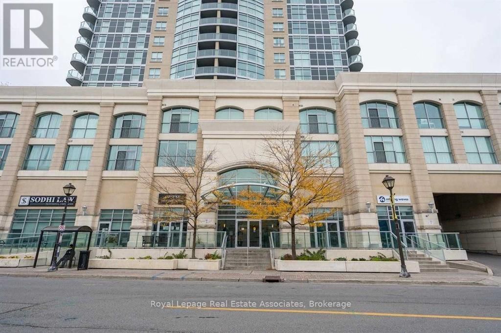 1804 - 9 GEORGE STREET NORTH Image 2