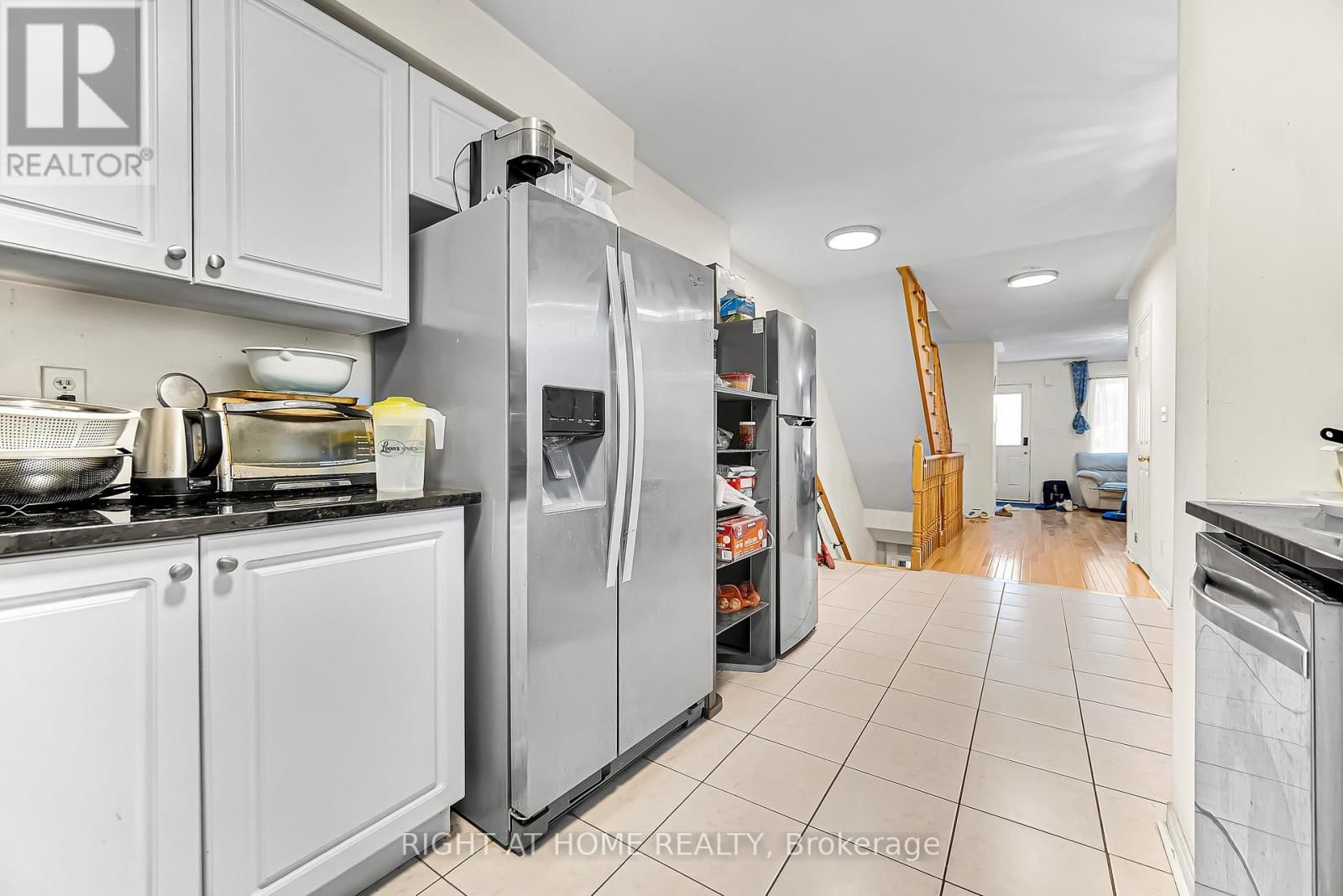 46 ODOARDO DI SANTO CIRCLE Image 13