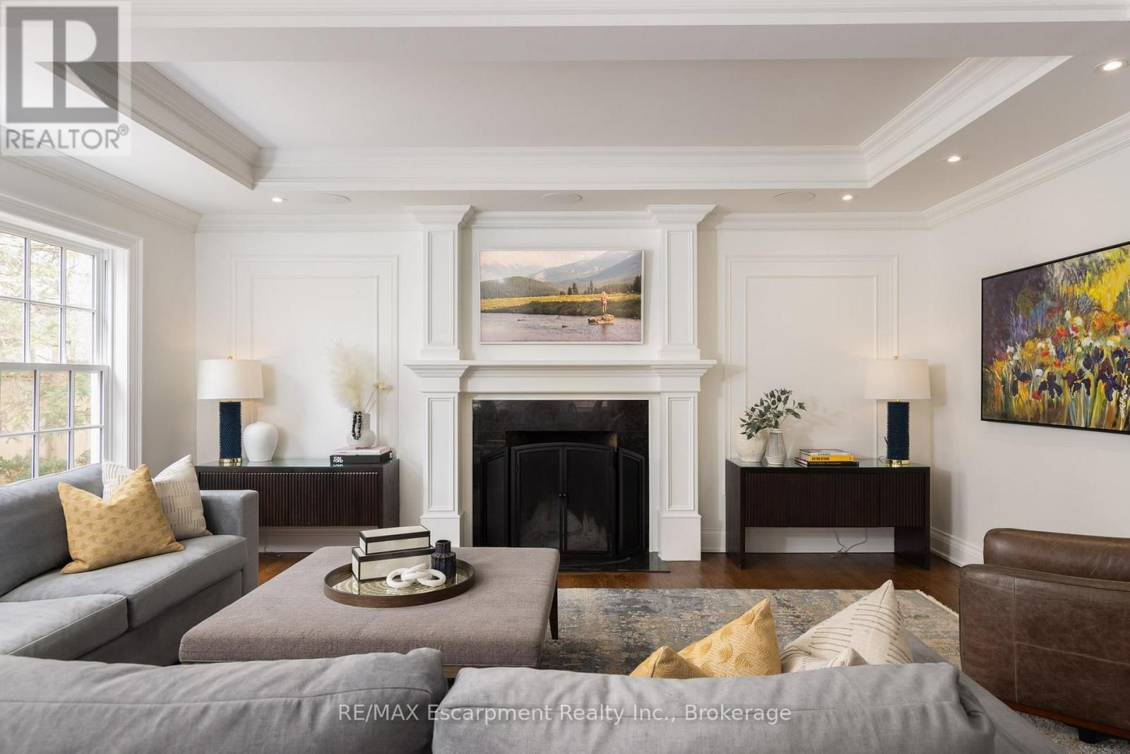 146 ABBEY COURT Image 18