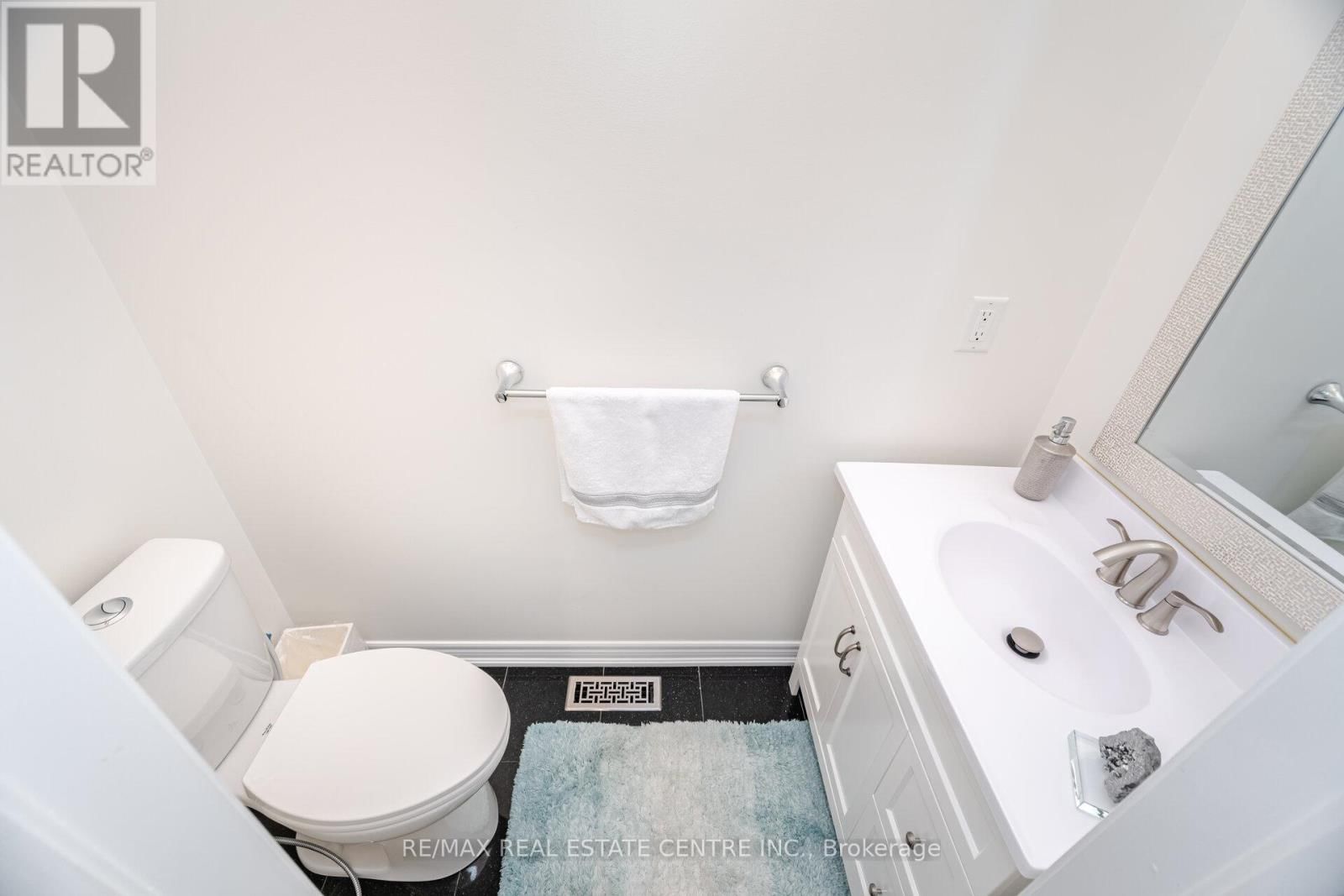 3401 HIDEAWAY PLACE Image 20