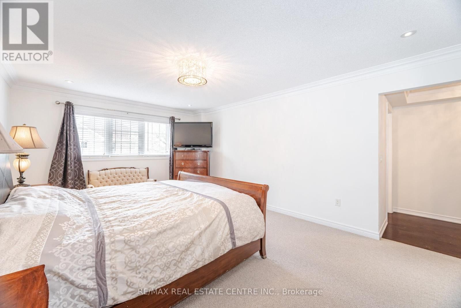 3401 HIDEAWAY PLACE Image 25