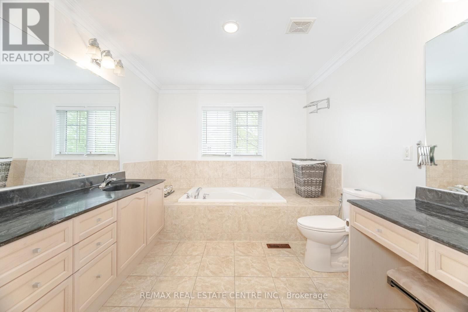 3401 HIDEAWAY PLACE Image 26