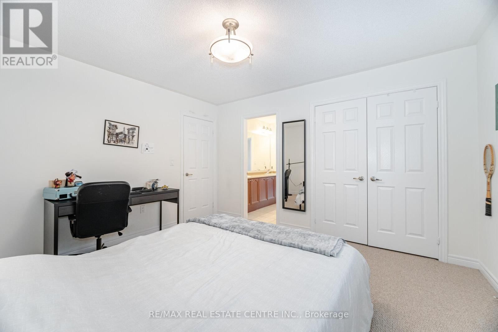 3401 HIDEAWAY PLACE Image 34