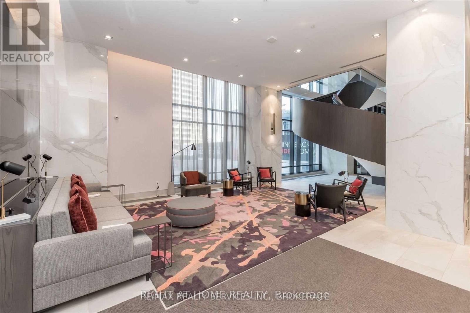 2805 - 7 MABELLE AVENUE Image 11