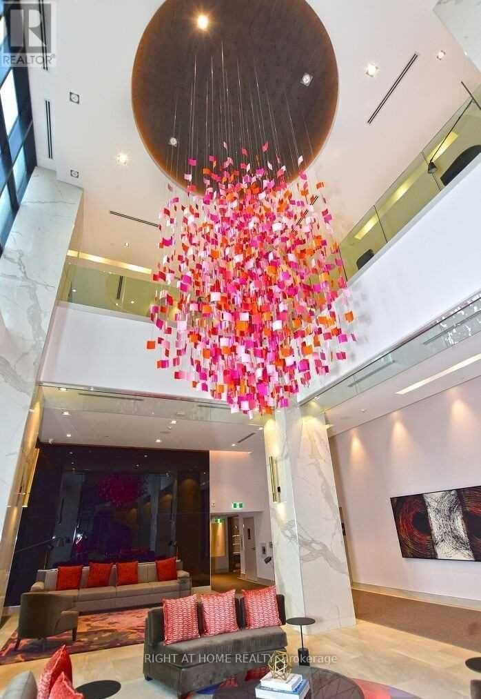 2805 - 7 MABELLE AVENUE Image 13